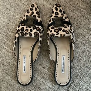 Manolo Blahnik Slides - size 42